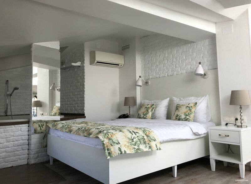 Отель Ломоносов Санкт-Петербург-242