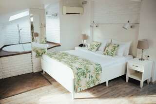 Отель Ломоносов Санкт-Петербург-1